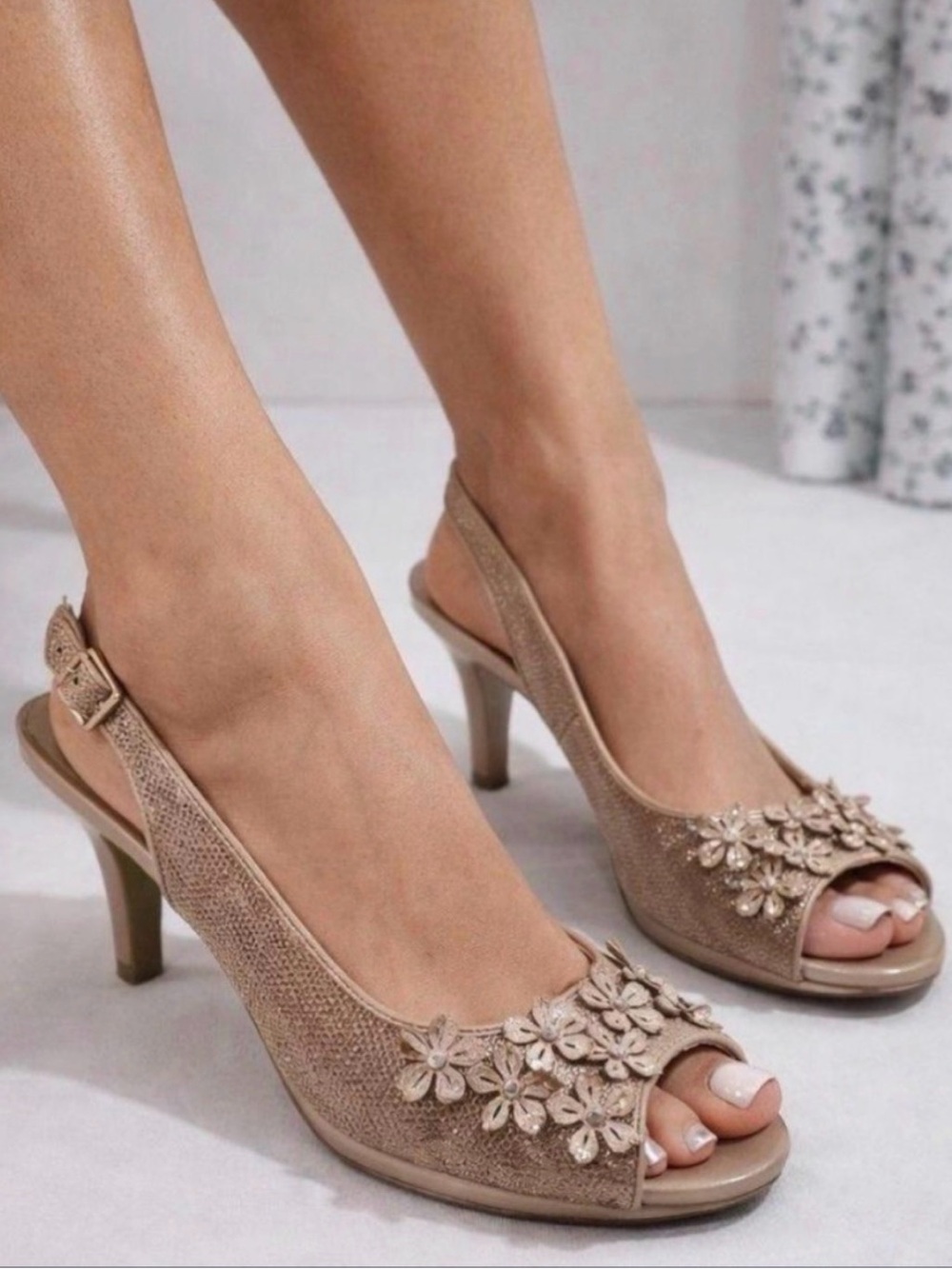 Karen Scott Women's Bronaa Sling Back Heels Size 10 Peep Toe Wedding Formal